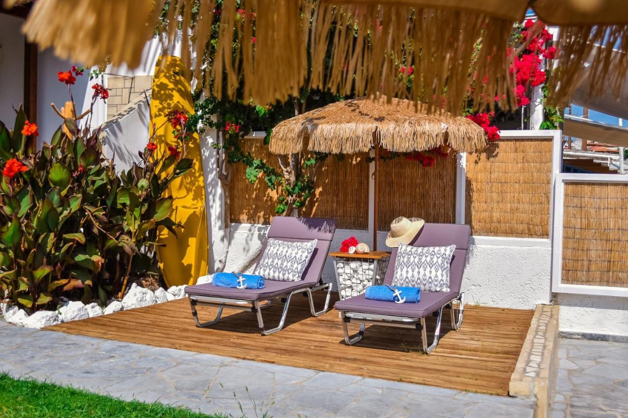 Laia Seafront Luxury Apartments Agia Pelagia Exterior foto