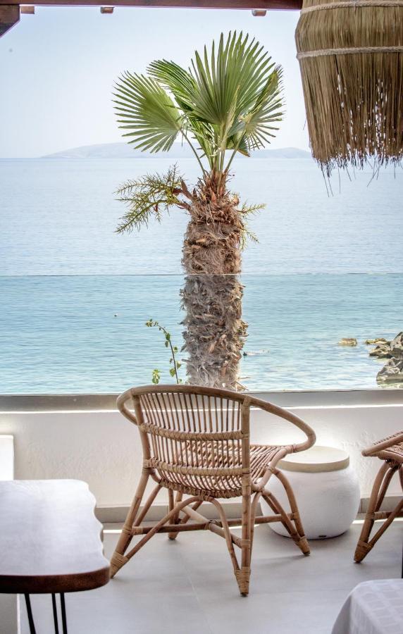Laia Seafront Luxury Apartments Agia Pelagia Exterior foto
