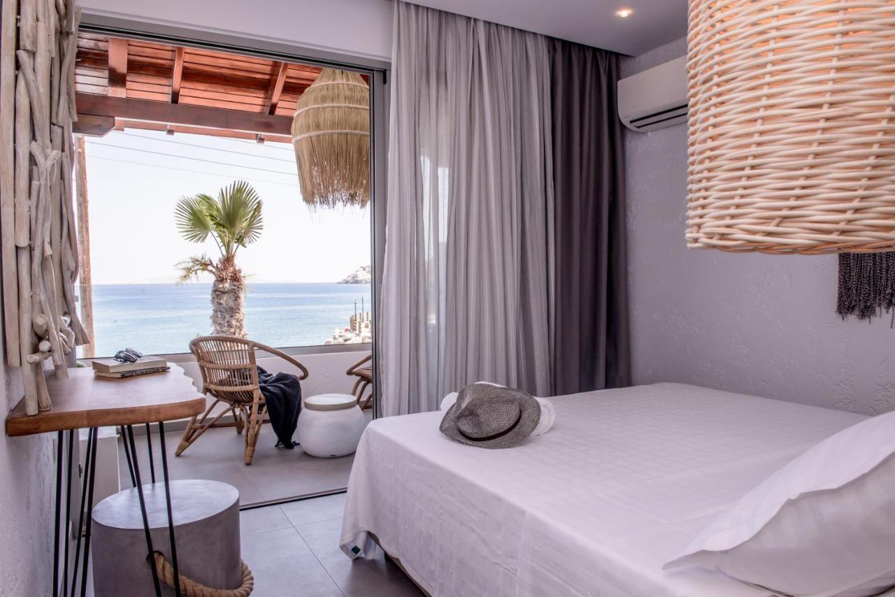 Laia Seafront Luxury Apartments Agia Pelagia Exterior foto