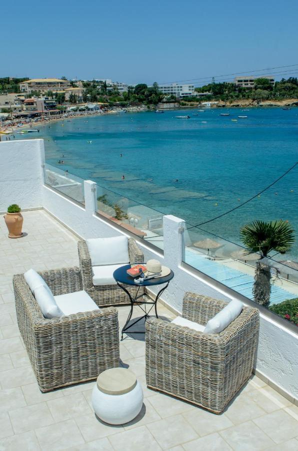 Laia Seafront Luxury Apartments Agia Pelagia Exterior foto