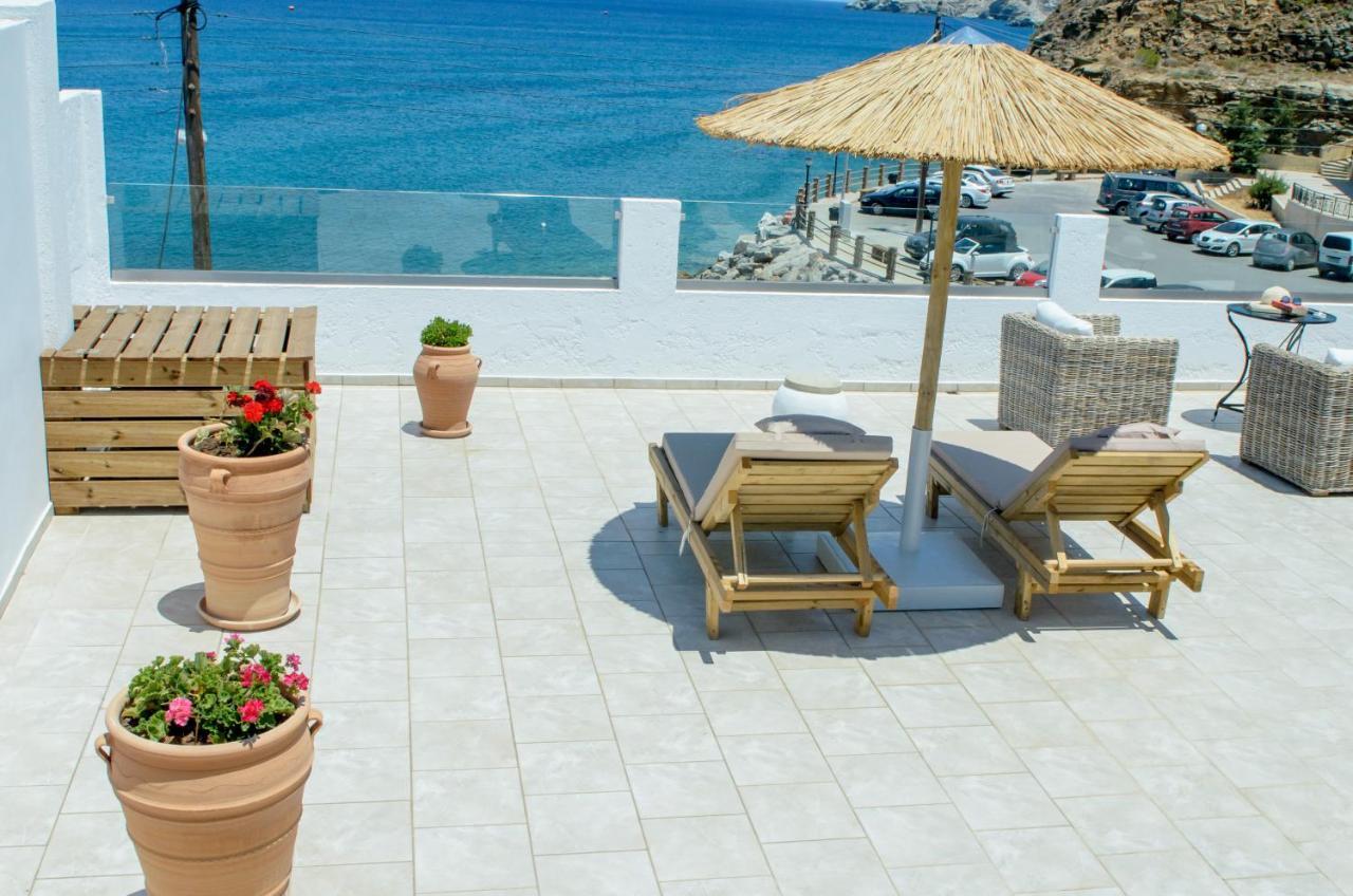 Laia Seafront Luxury Apartments Agia Pelagia Exterior foto