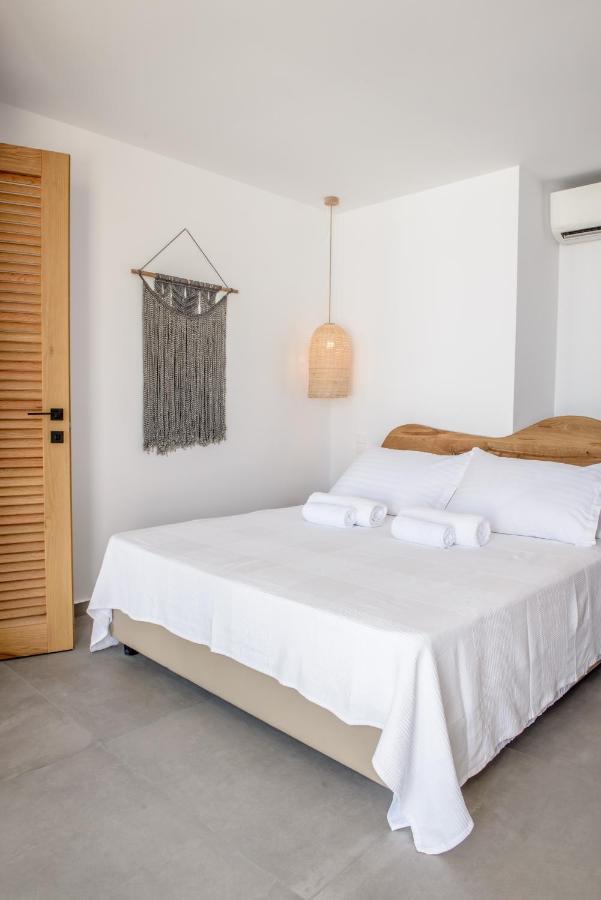 Laia Seafront Luxury Apartments Agia Pelagia Exterior foto